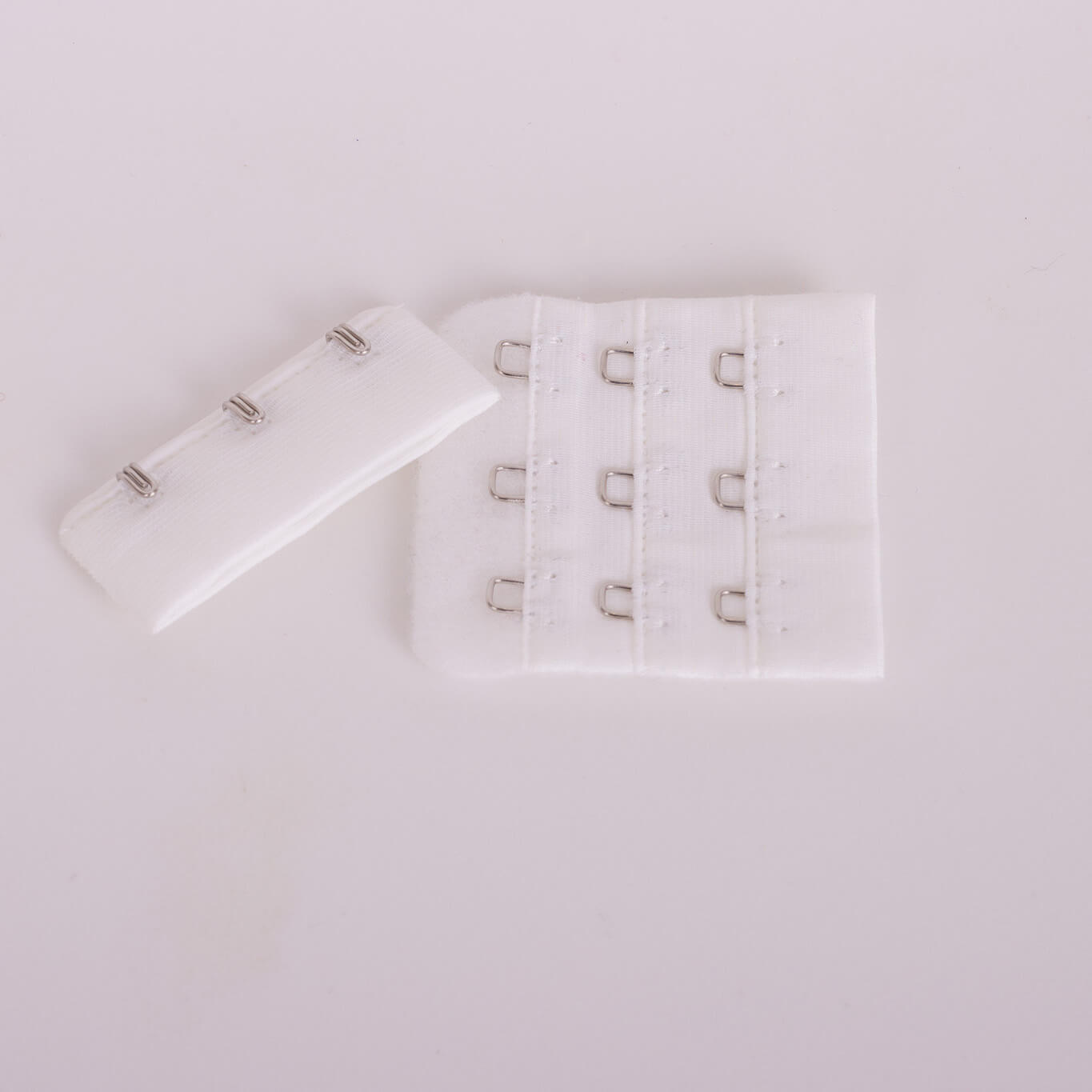 white bra hook and eye closure piece for sewing