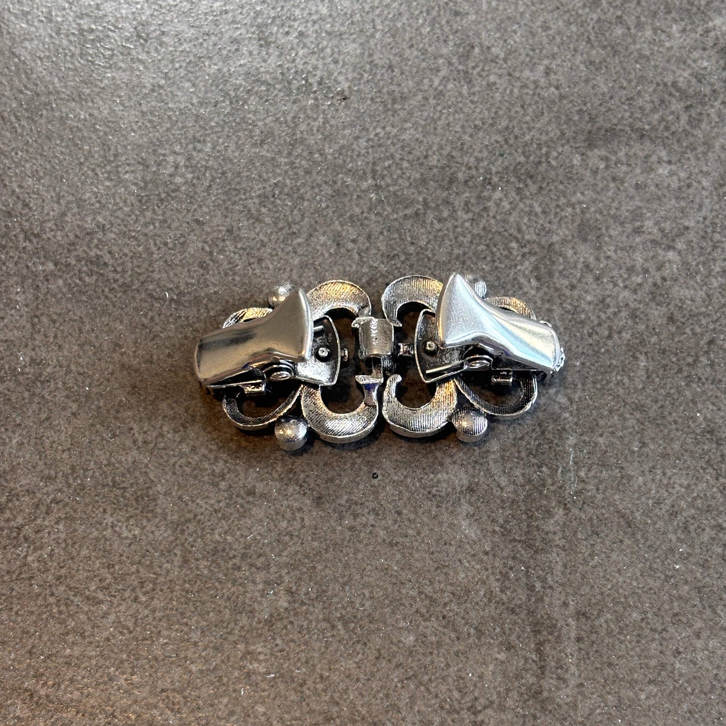 silver cinch styling tool