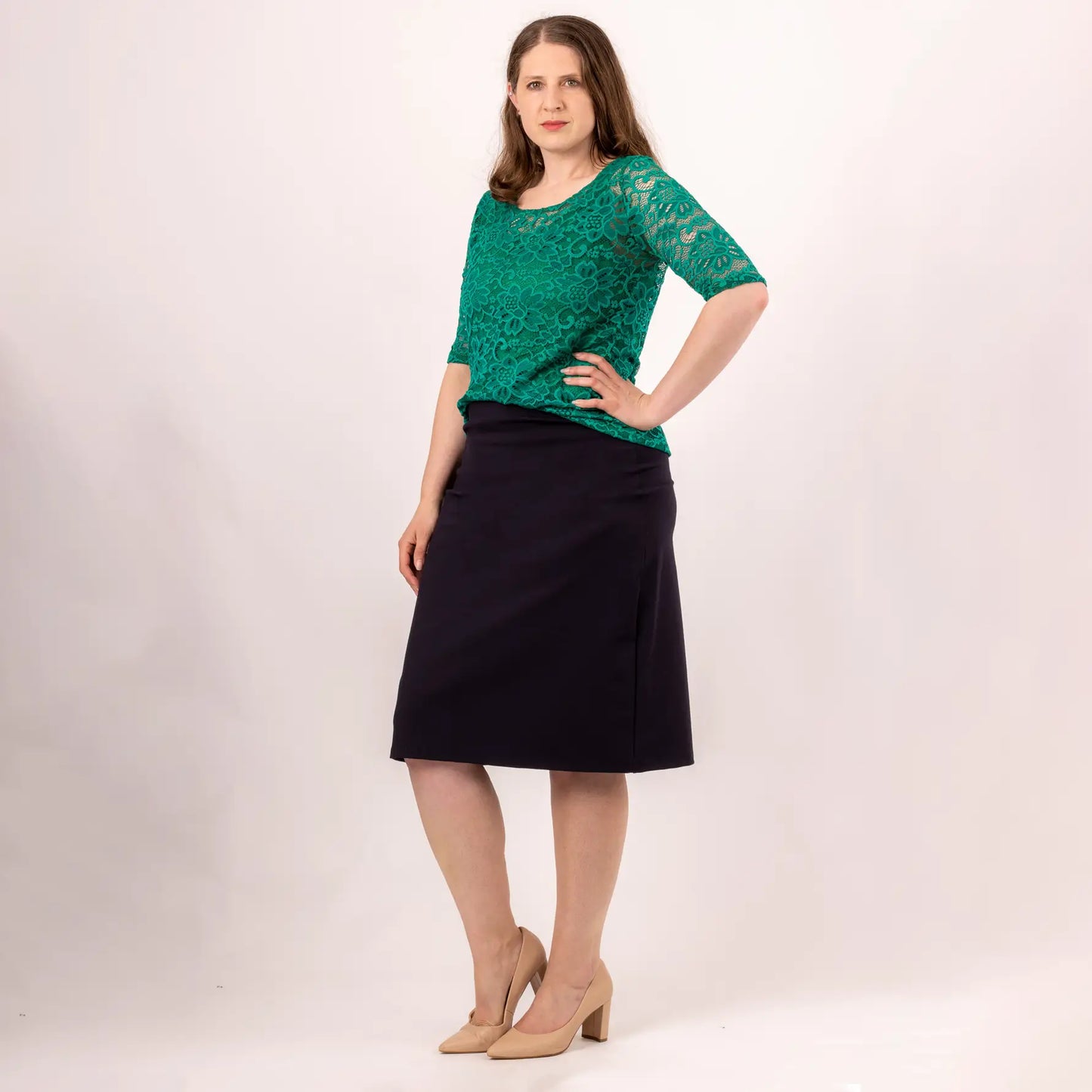 womens knee lenght stretch skirt