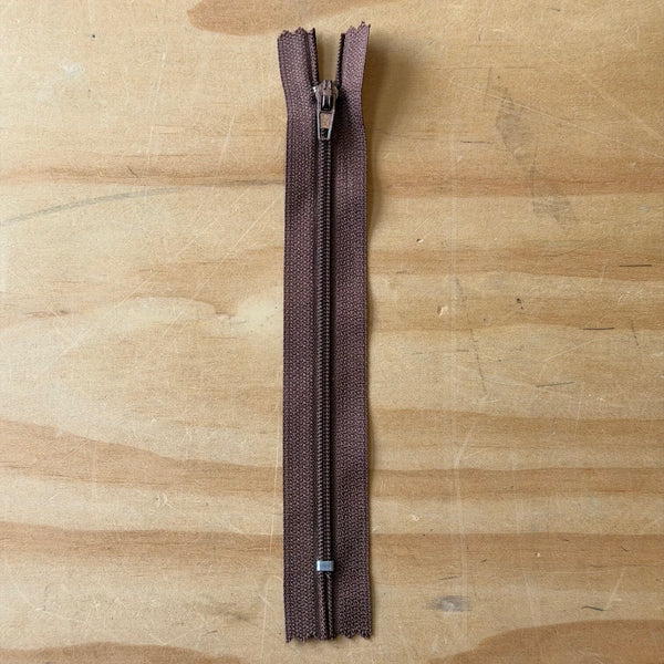15cm dress zip in chocolate brown