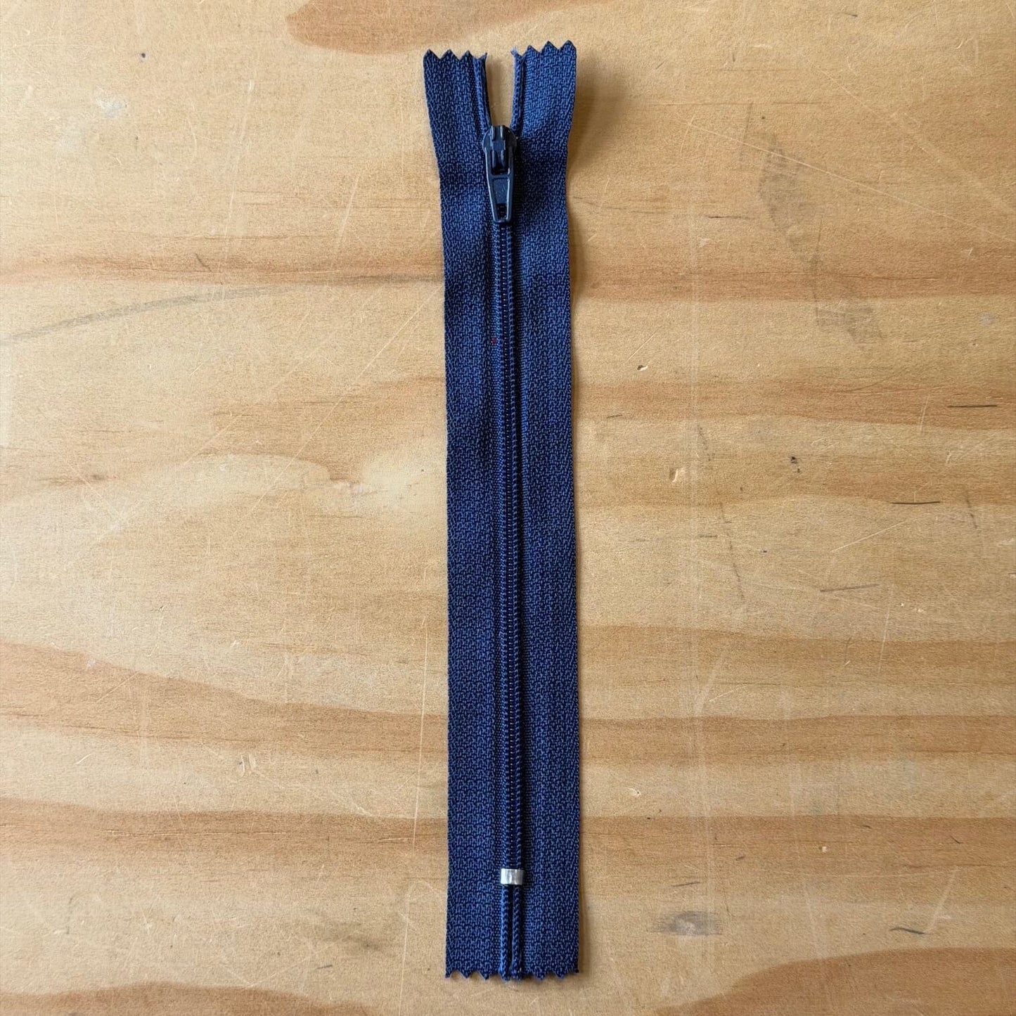 15cm dress zip in navy blue