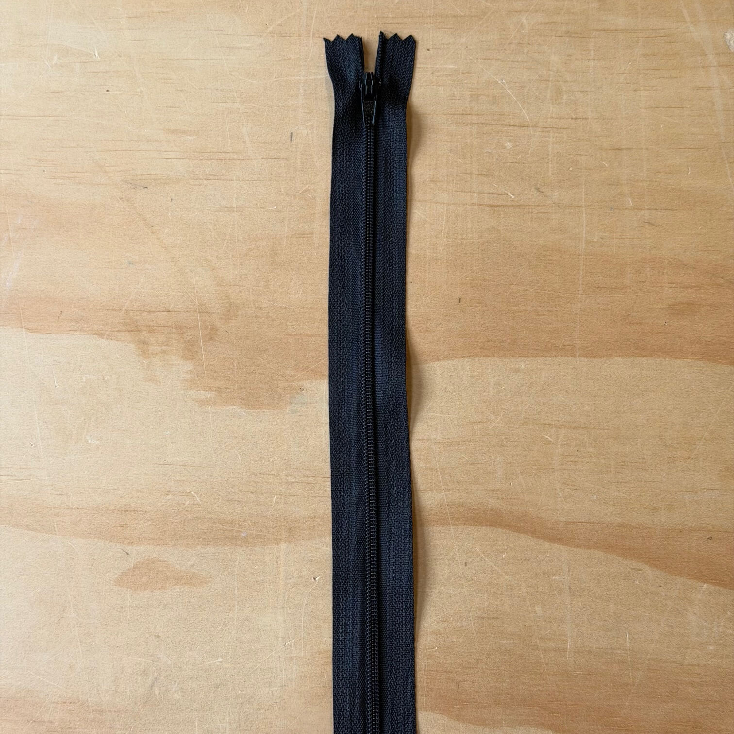 black 55cm dress zip