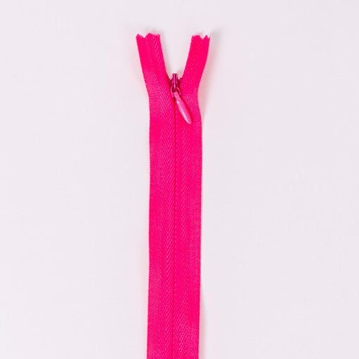 40cm Raspberry Invisible Zip Invisible zips - 15cm